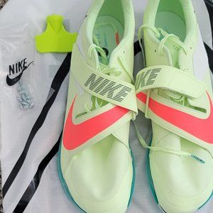 Nike Air Zoom LJ Elite